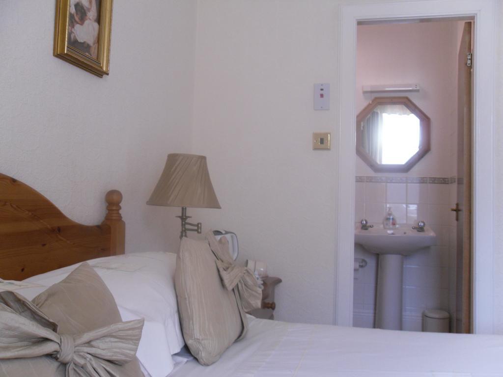 Ardfern Guest House Perth Oda fotoğraf