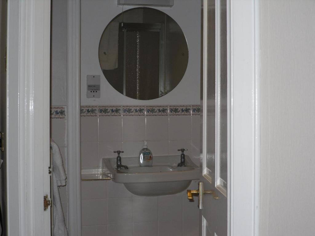 Ardfern Guest House Perth Oda fotoğraf